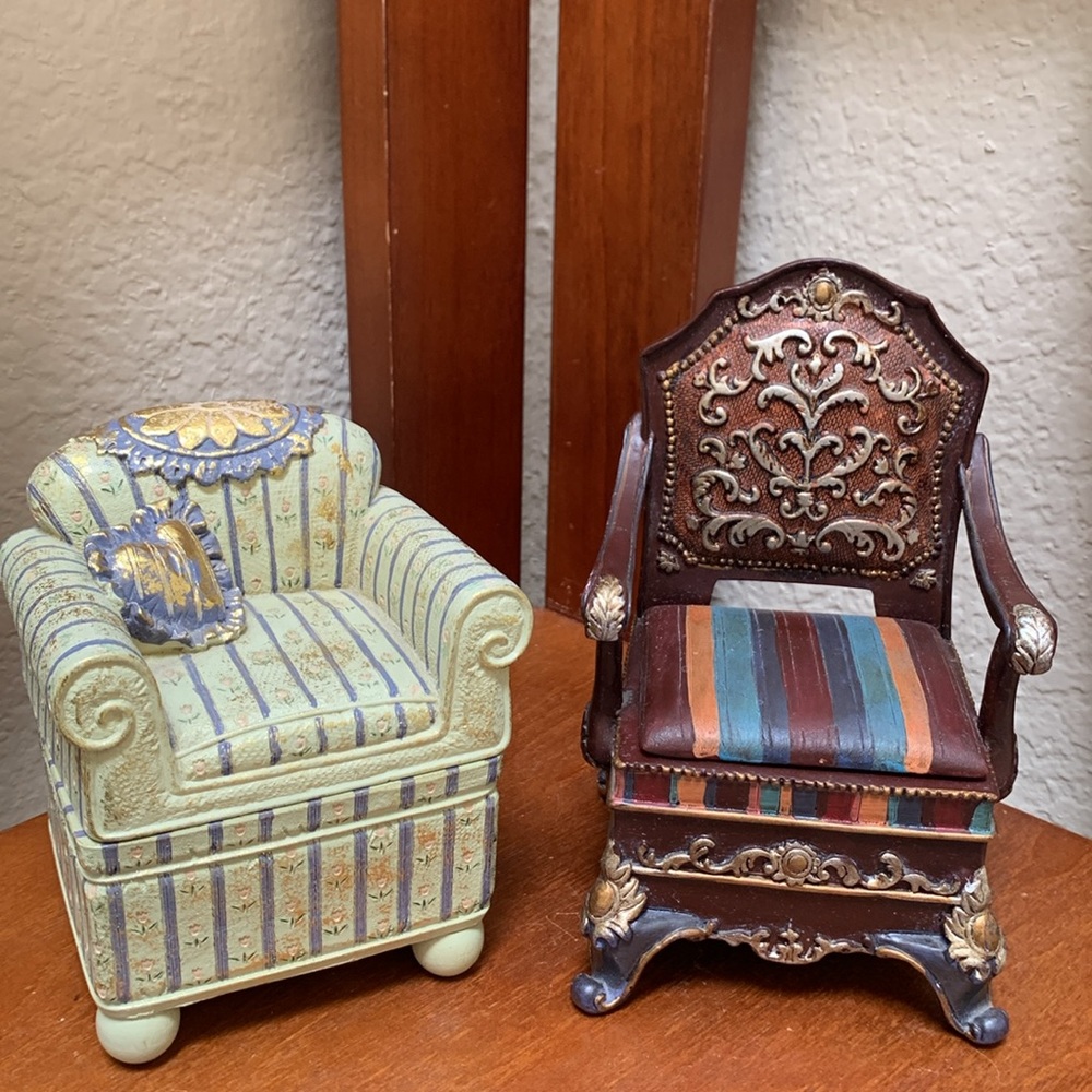 🔹Charming decorative Trinket Box Armchair with Floral Pattern.. - Picture 8 of 9